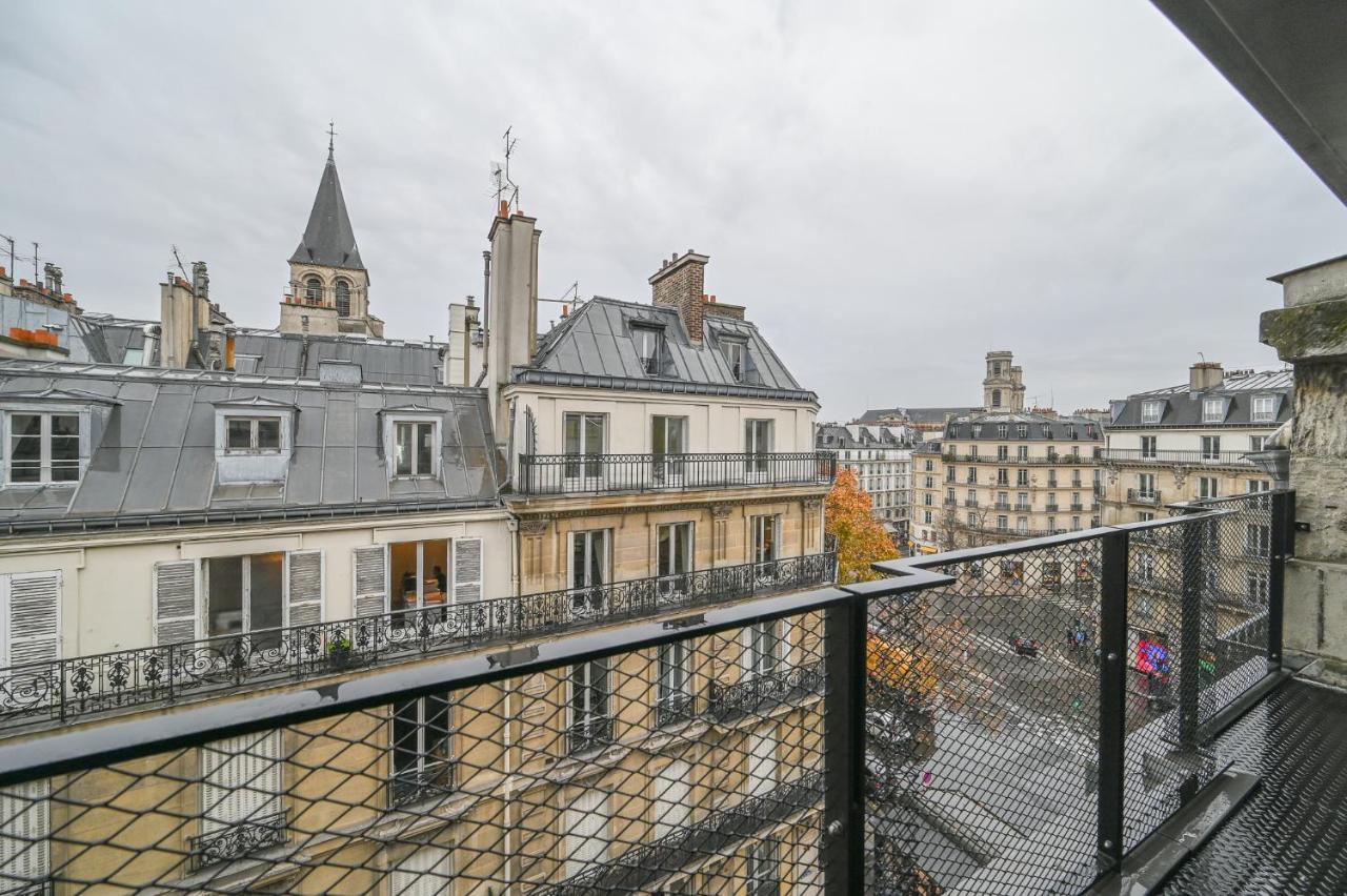 Best Place In Saint Germain Des Pres Paris Bagian luar foto